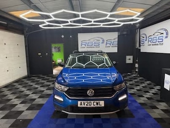 Used Volkswagen T-Roc 2020 for sale - 78420225: Photo