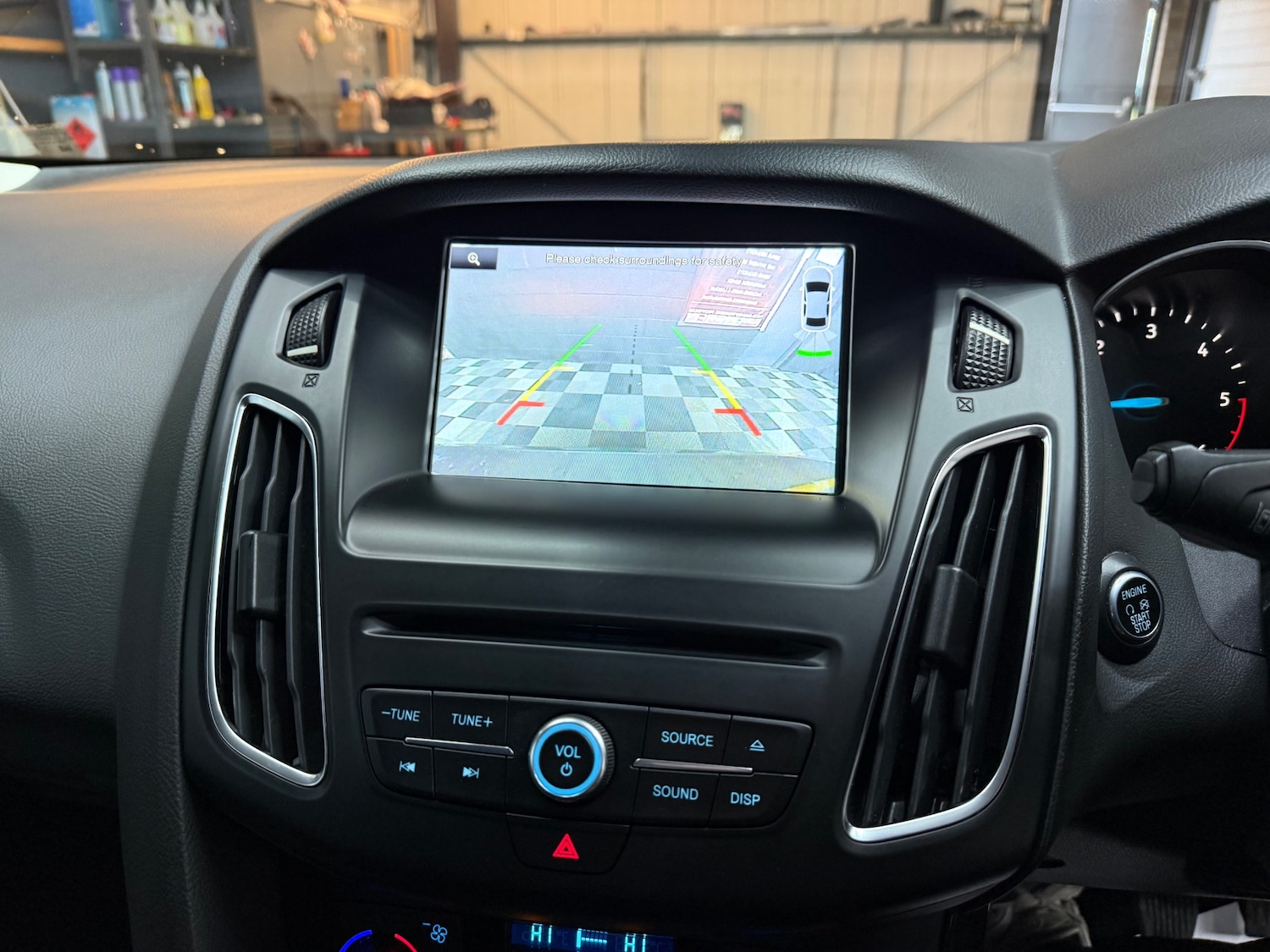 Used Ford Focus 2015 for sale - 77570356: Photo 13