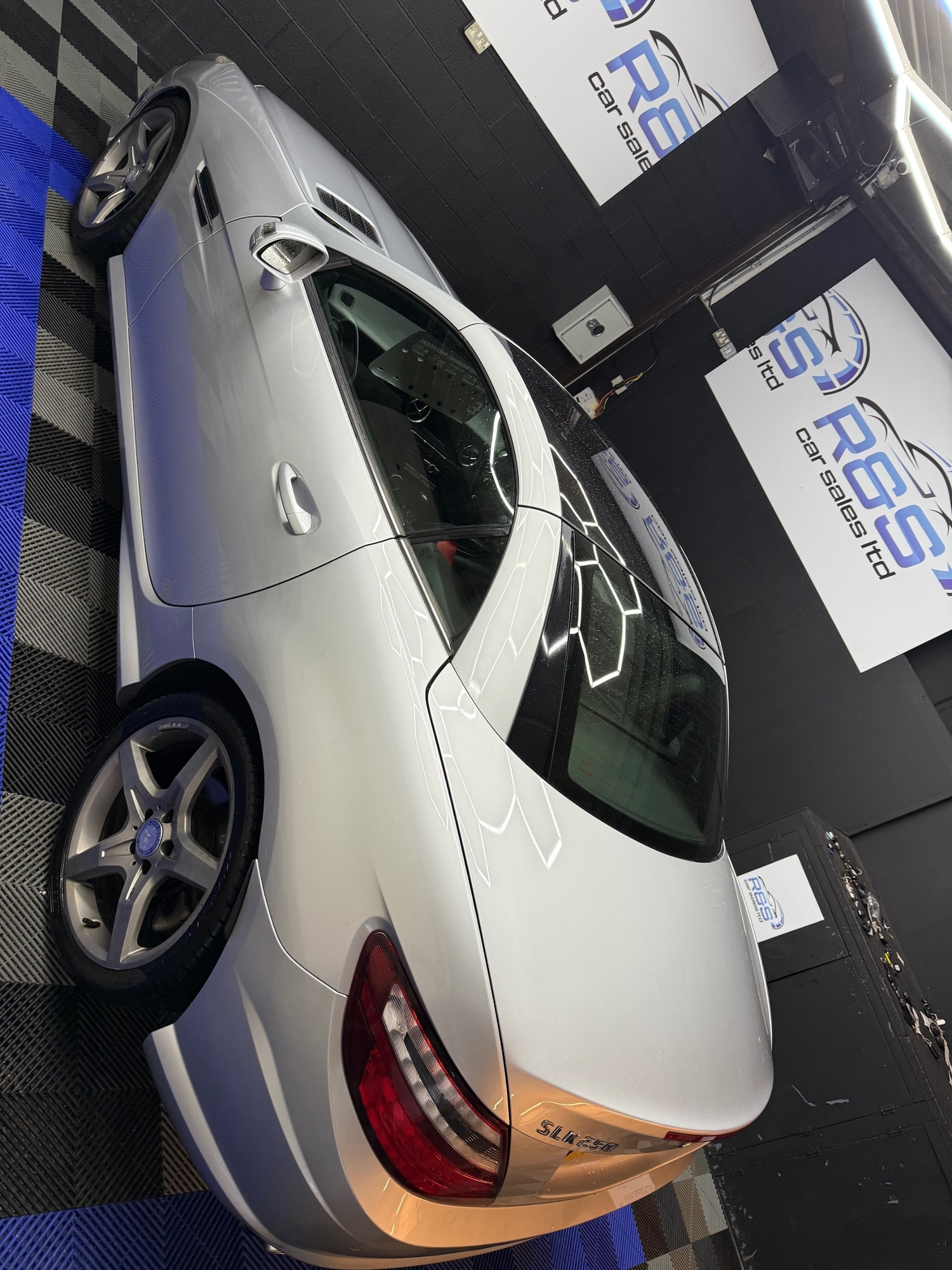 Used Mercedes-Benz SLK 2014 for sale - 76935012: Photo 17