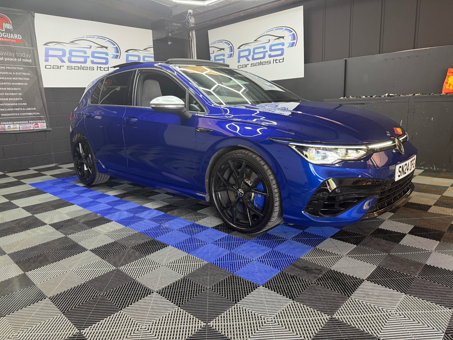 Used Volkswagen Golf 2024 for sale - 76583380: Photo 3