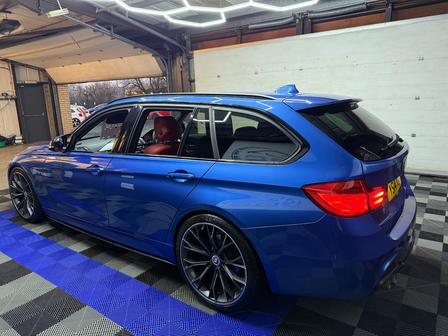 Used BMW 3 Series 2014 for sale - 77579613: Photo 8