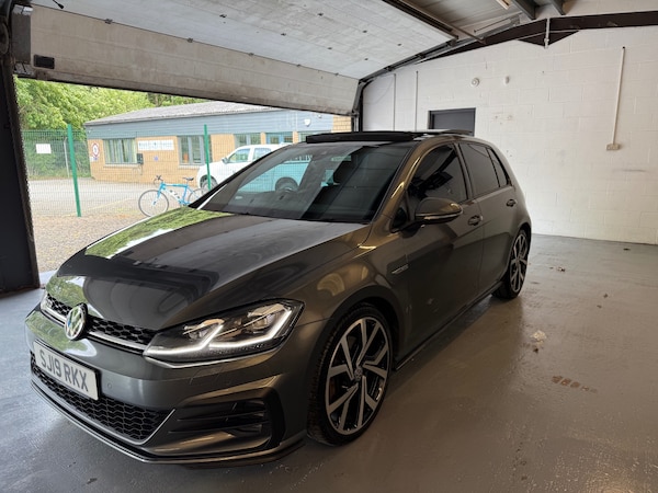 Used Volkswagen Golf 2019 for sale - 76178185: Photo 5