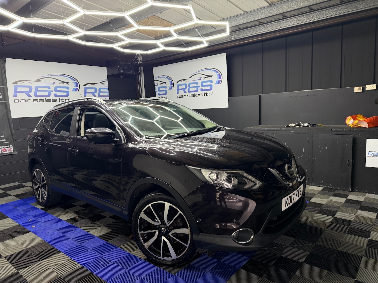 Used Nissan Qashqai 2017 for sale - 76427831: Photo 1