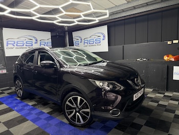 Used Nissan Qashqai 2017 for sale - 76427831: Photo