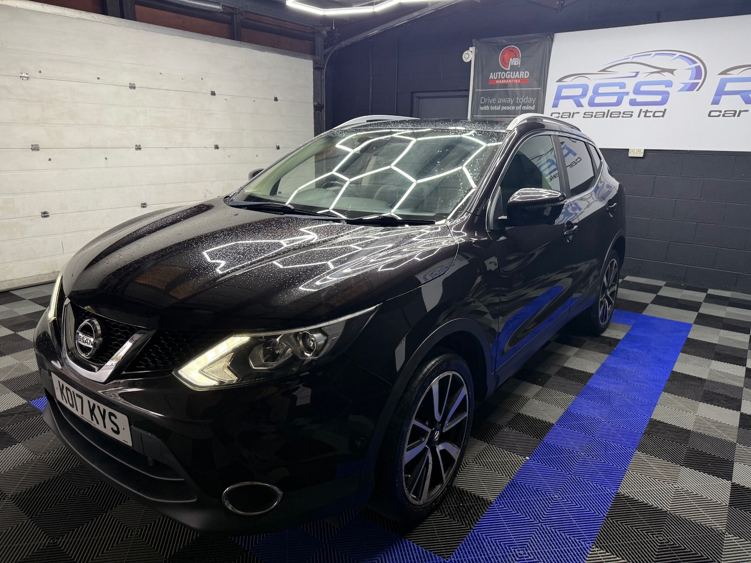 Used Nissan Qashqai 2017 for sale - 76427831: Photo 6