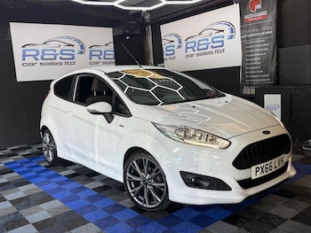 Used Ford Fiesta 2016 for sale - 78932718: Photo
