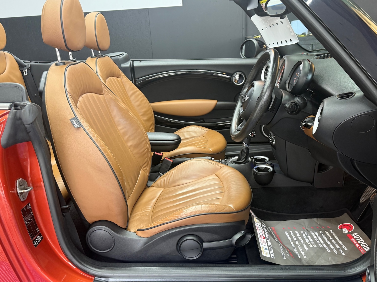 Used MINI Convertible 2014 for sale - 77803898: Photo 11