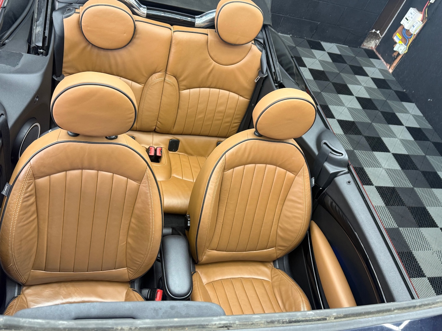 Used MINI Convertible 2014 for sale - 77803898: Photo 12