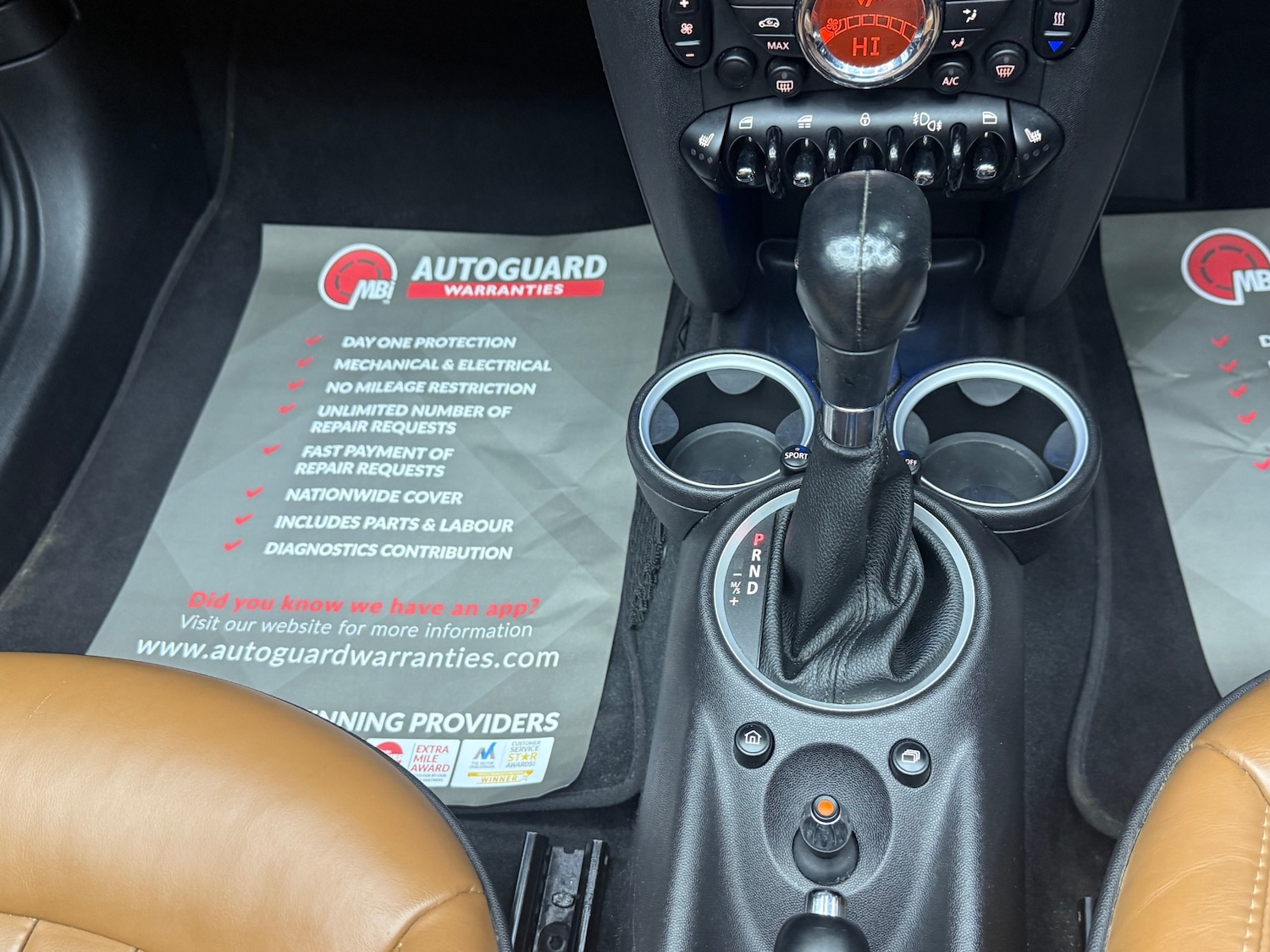 Used MINI Convertible 2014 for sale - 77803898: Photo 13