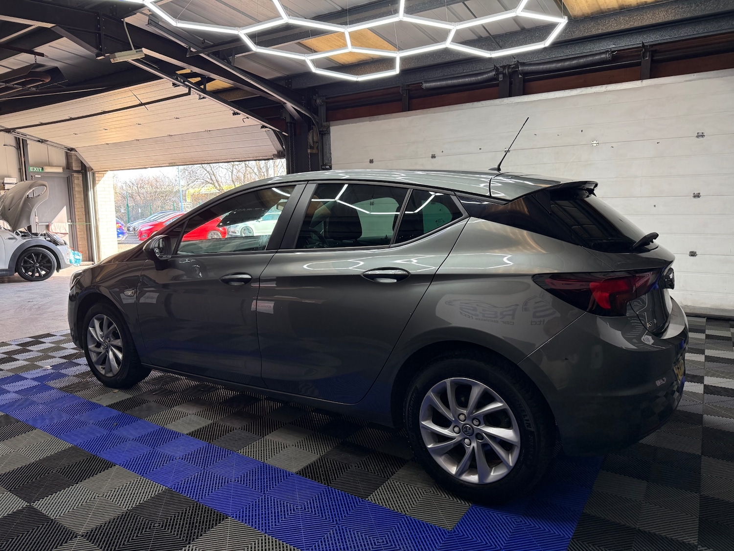 Used Vauxhall Astra 2020 for sale - 77973567: Photo 7