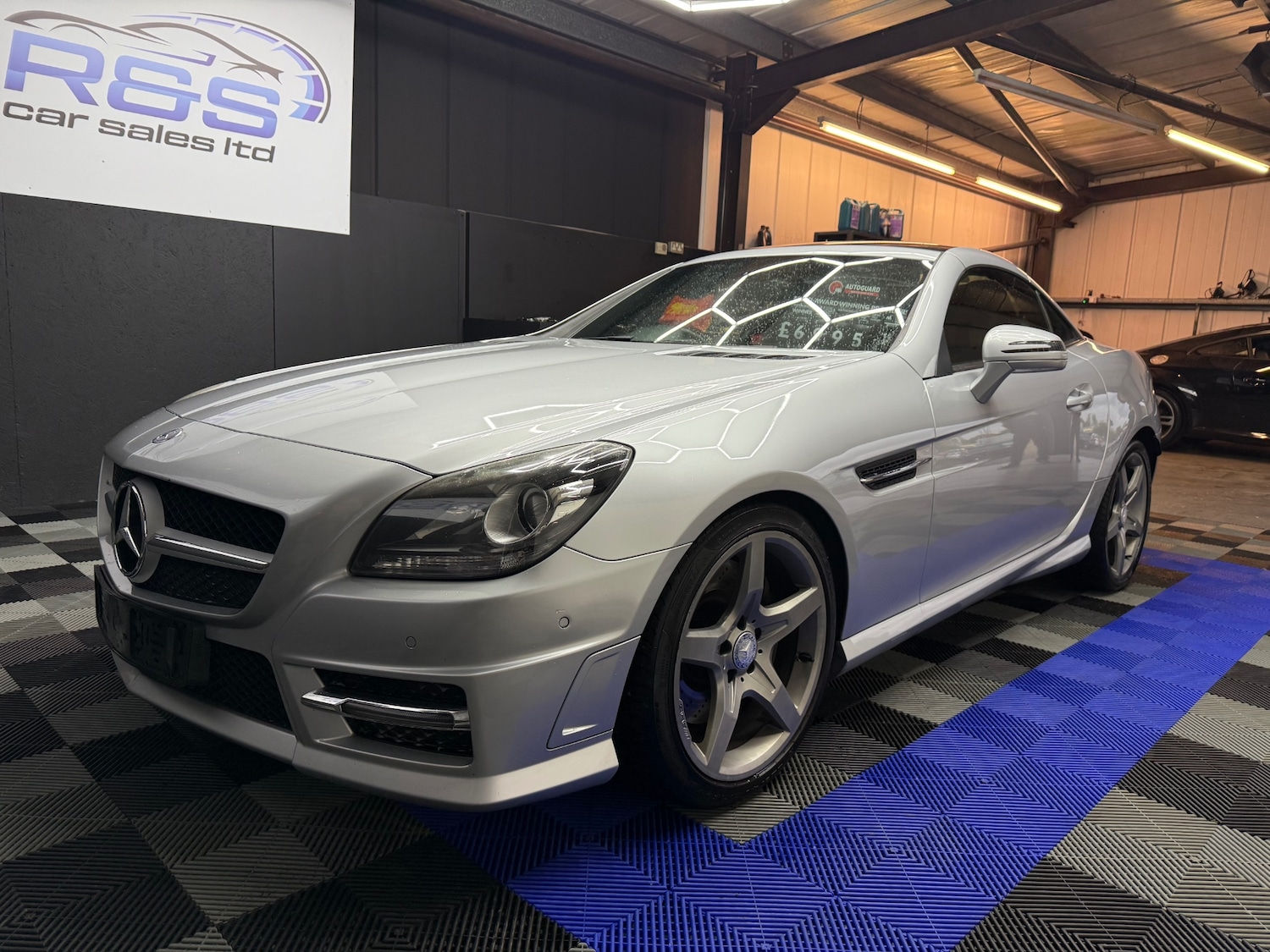 Used Mercedes-Benz SLK 2014 for sale - 77502768: Photo 12