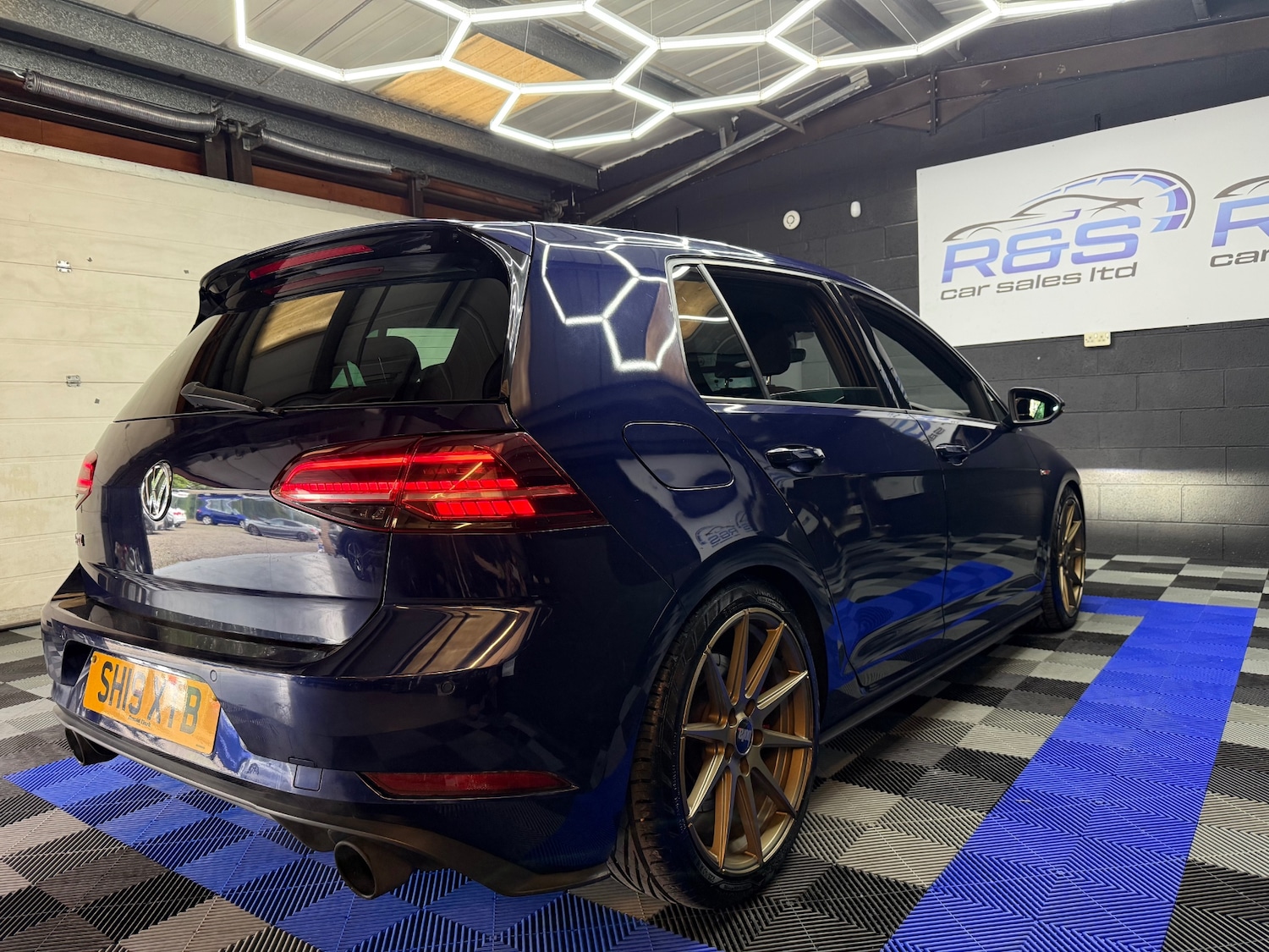 Used Volkswagen Golf 2019 for sale - 76945857: Photo 12