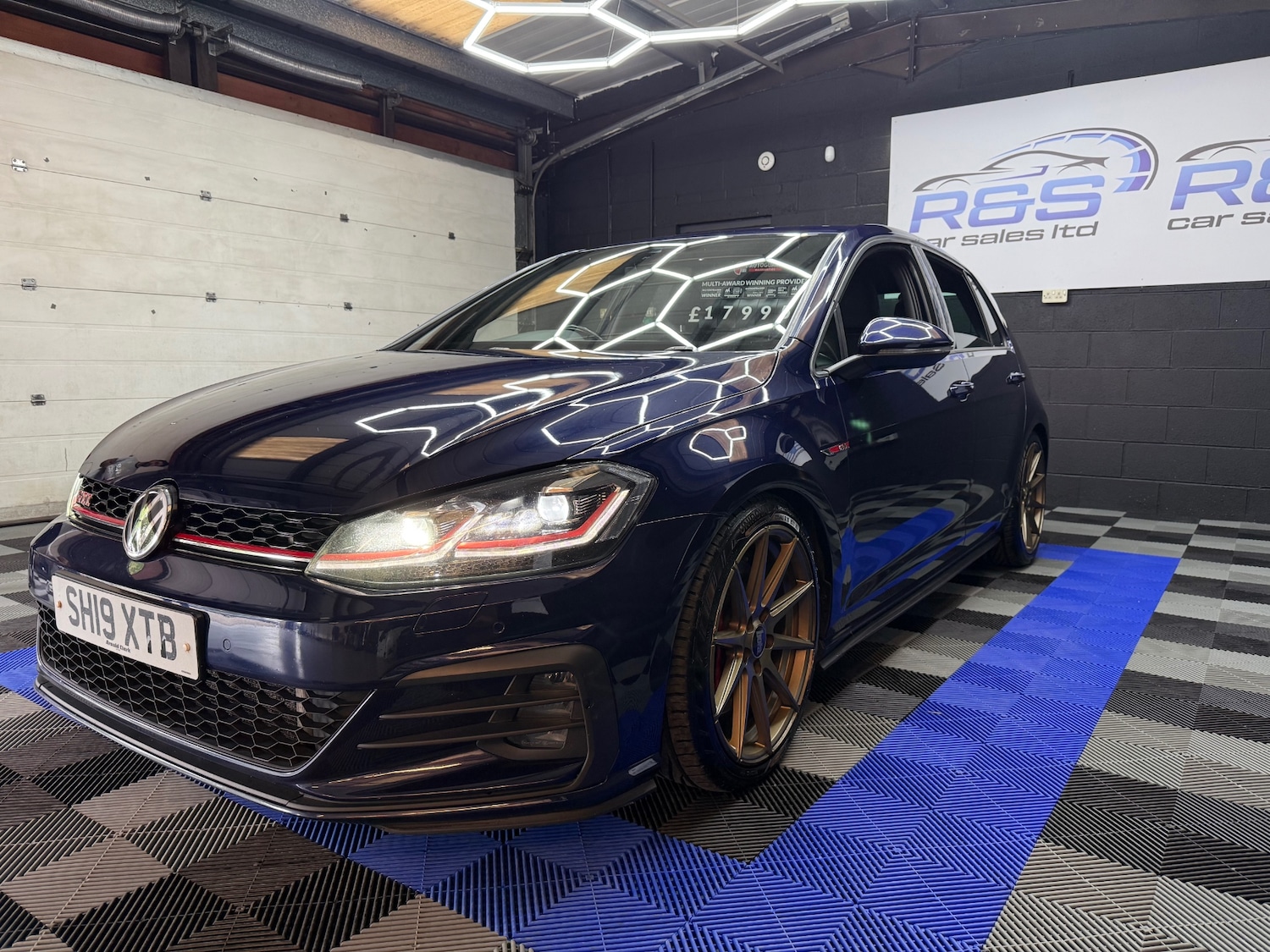 Used Volkswagen Golf 2019 for sale - 76945857: Photo 6