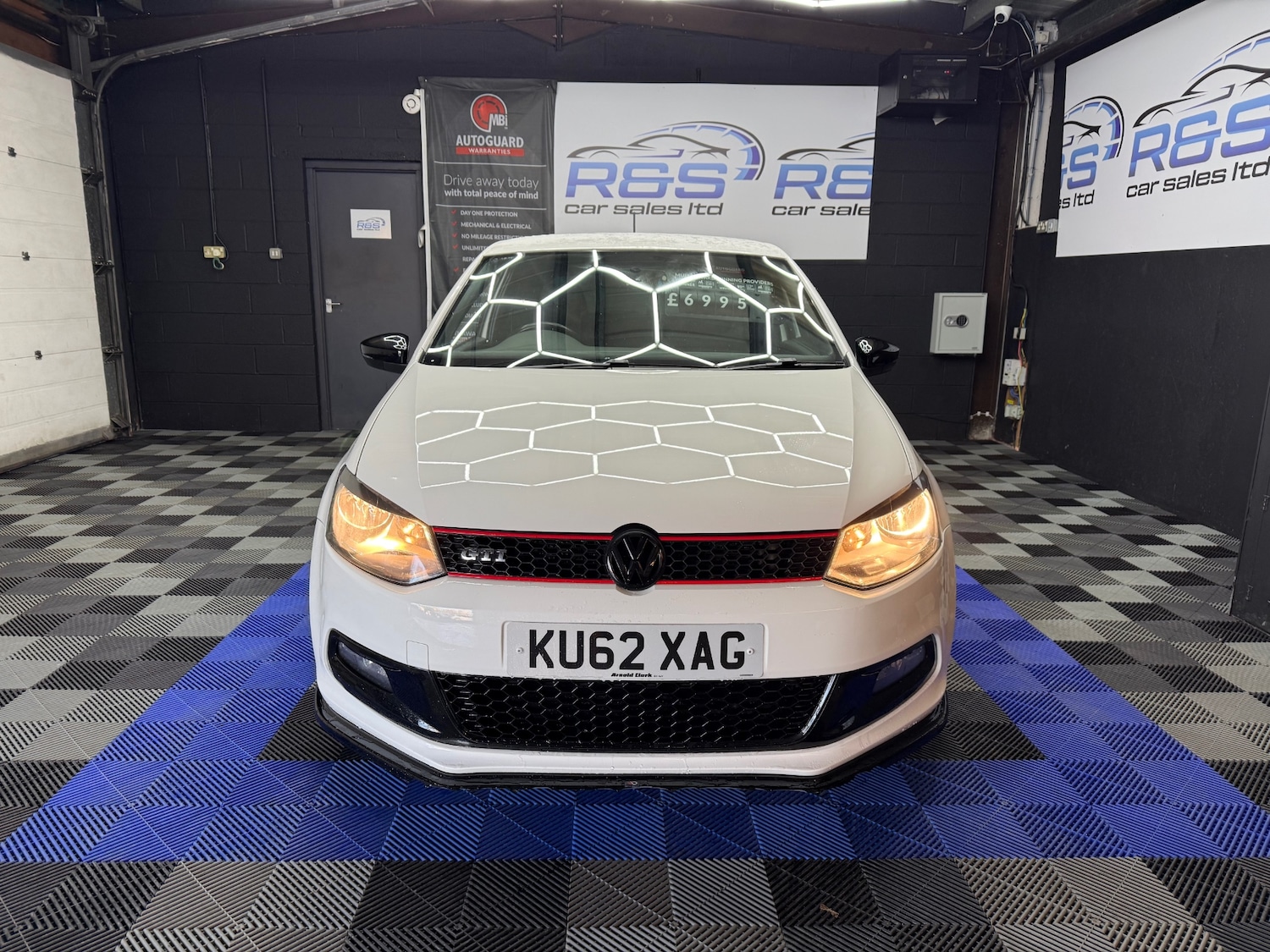 Used Volkswagen Polo 2012 for sale - 77070031: Photo 3