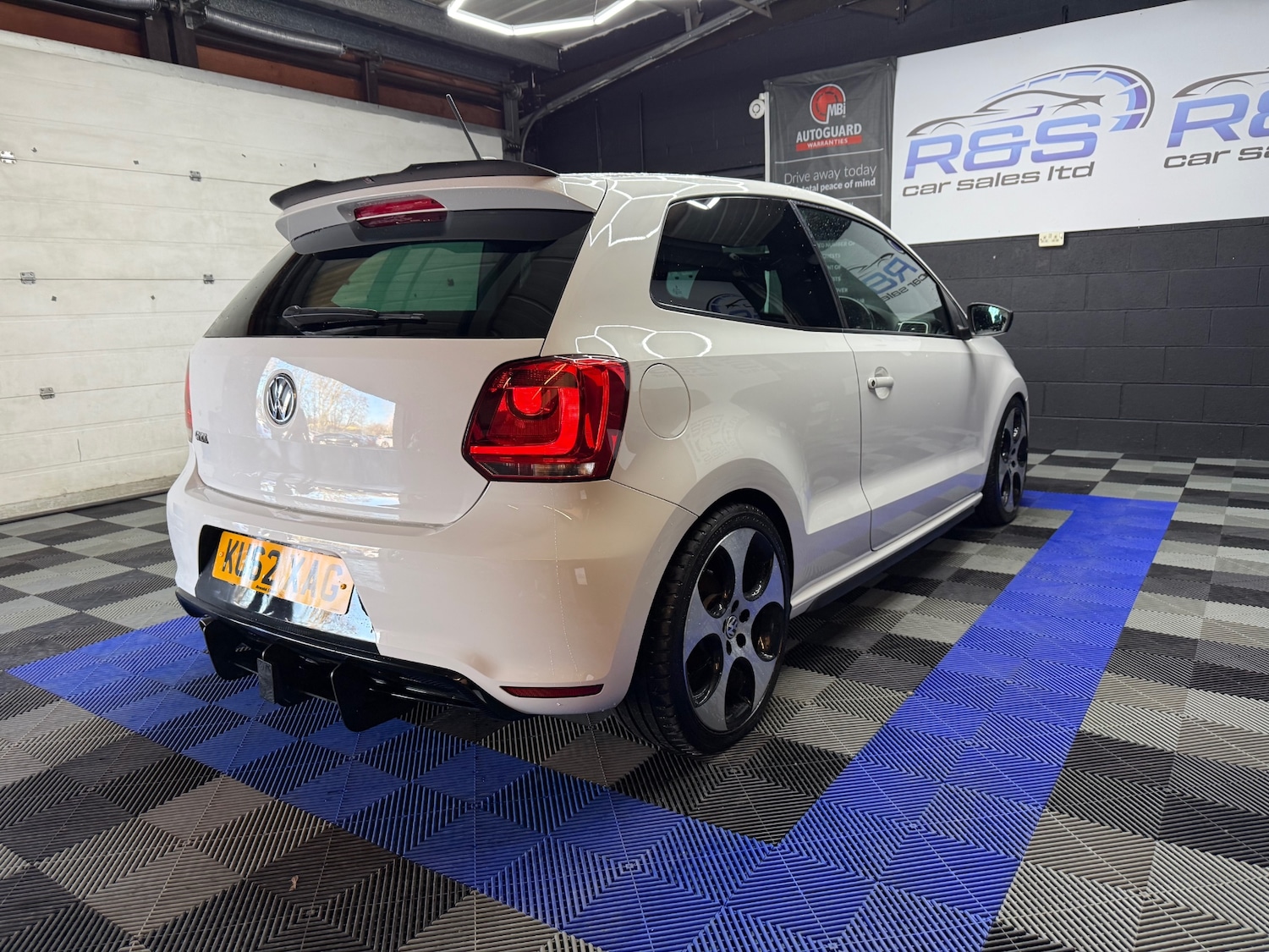 Used Volkswagen Polo 2012 for sale - 77070031: Photo 9