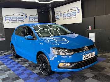 Used Volkswagen Polo 2015 for sale - 78045343: Photo