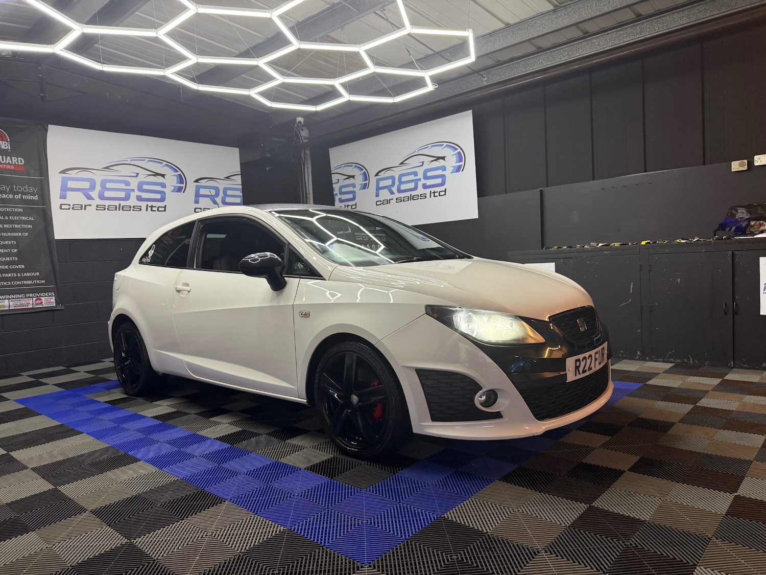 Used SEAT Ibiza 2010 for sale - 76970093: Photo 2