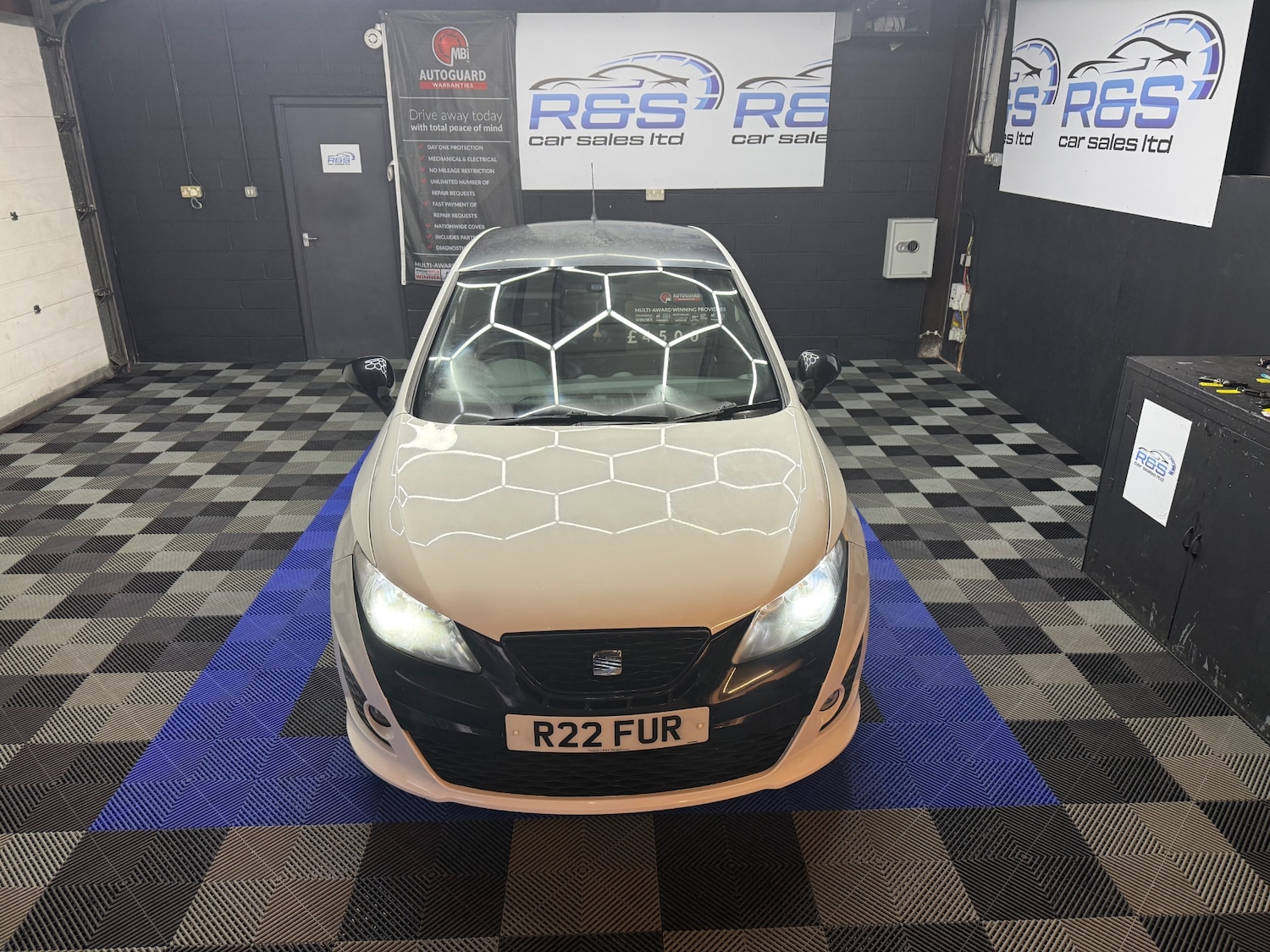 Used SEAT Ibiza 2010 for sale - 76970093: Photo 4