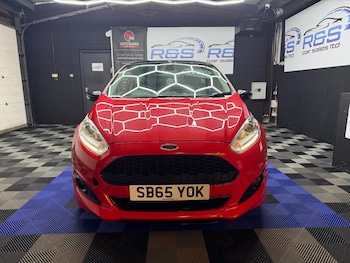 Used Ford Fiesta 2015 for sale - 77171461: Photo