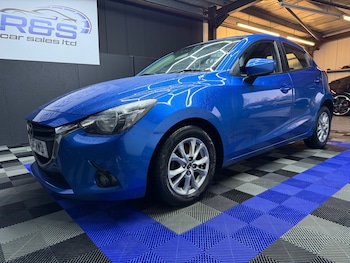 Used Mazda Mazda2 2017 for sale - 76696777: Photo