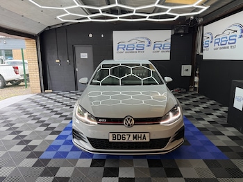 Used Volkswagen Golf 2017 for sale - 75361864: Photo