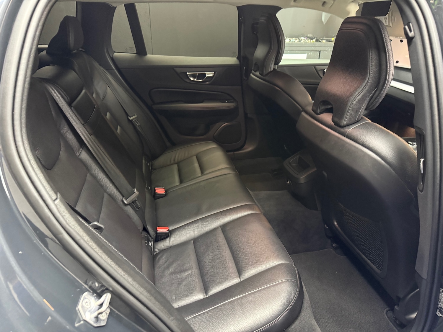 Used Volvo V60 2019 for sale - 76142419: Photo 13