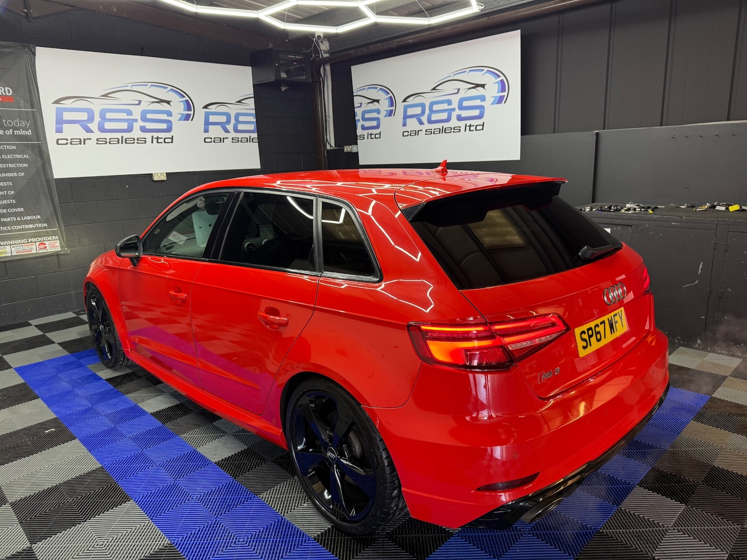 Used Audi RS3 2017 for sale - 76430450: Photo 9