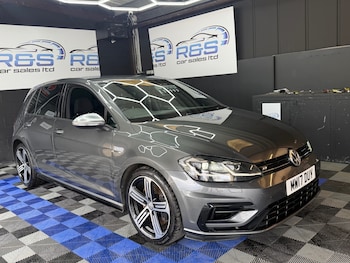 Used Volkswagen Golf 2017 for sale - 78611883: Photo