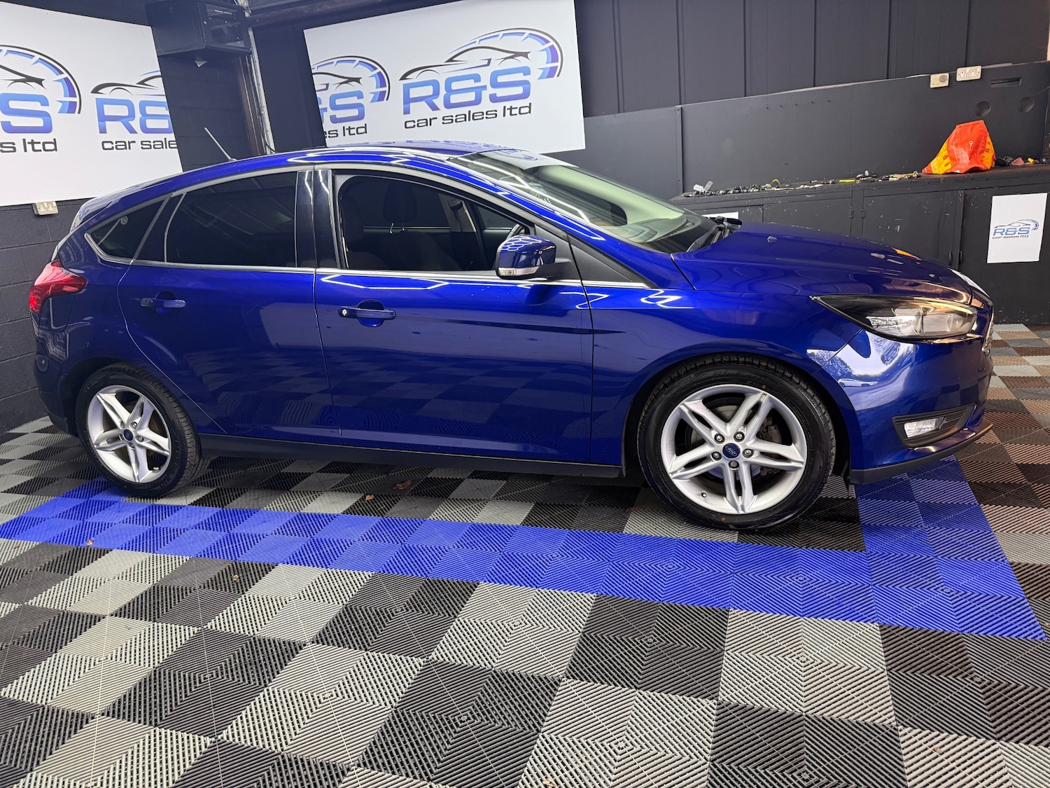 Used Ford Focus 2017 for sale - 76687525: Photo 6