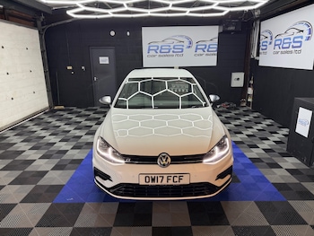 Used Volkswagen Golf 2017 for sale - 76149798: Photo 4