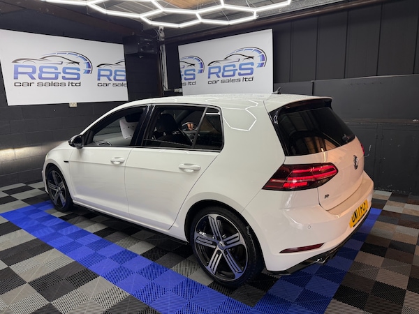 Used Volkswagen Golf 2017 for sale - 76149798: Photo 8