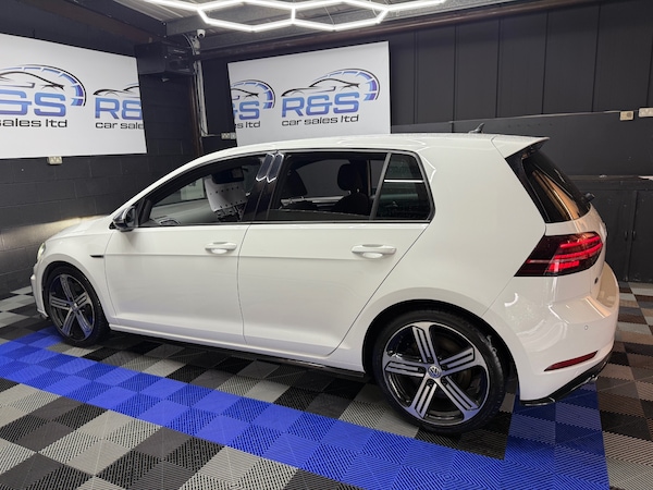 Used Volkswagen Golf 2017 for sale - 76149798: Photo 9