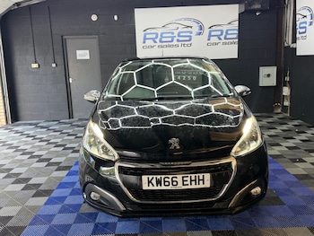 Used Peugeot 208 2016 for sale - 78836040: Photo
