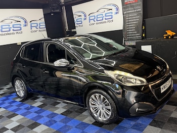Used Peugeot 208 2016 for sale - 78836040: Photo