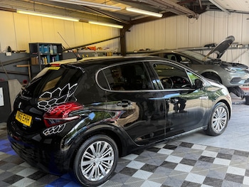 Used Peugeot 208 2016 for sale - 78836040: Photo