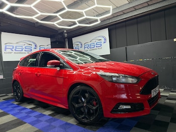 Used Ford Focus 2015 for sale - 77237475: Photo