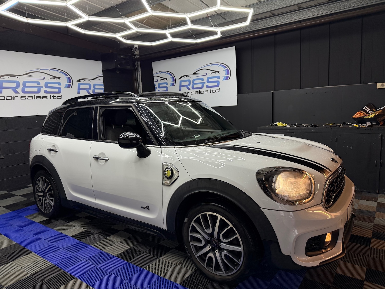 Used MINI Countryman 2018 for sale - 76545921: Photo 3