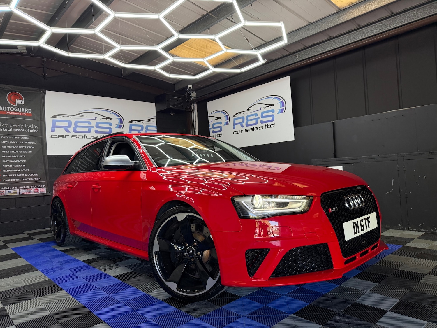 Used Audi RS4 2014 for sale - 76096955: Photo 2