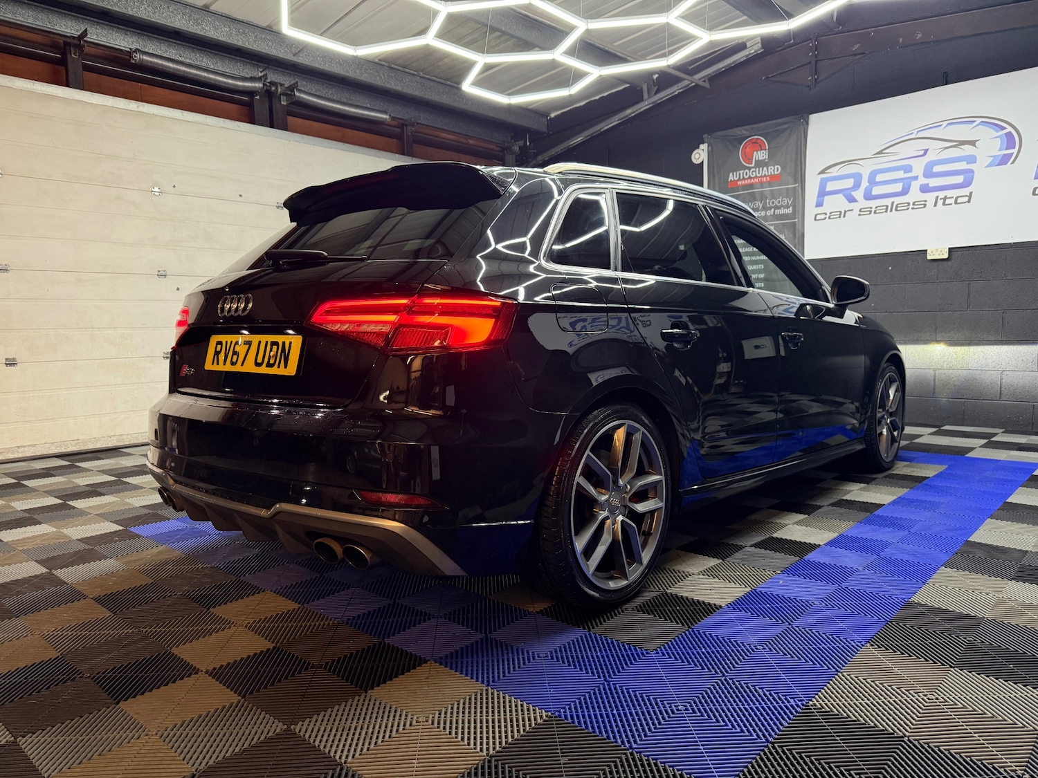 Used Audi A3 2017 for sale - 77171360: Photo 5