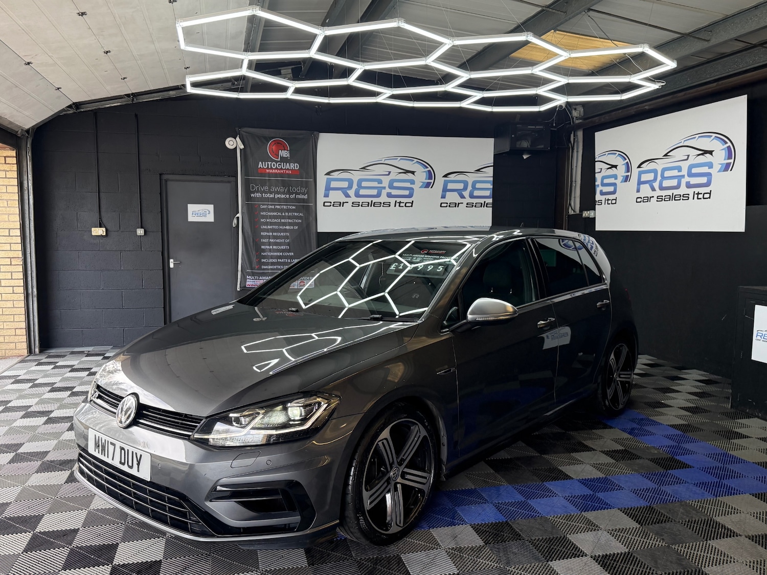 Used Volkswagen Golf 2017 for sale - 78145701: Photo 10