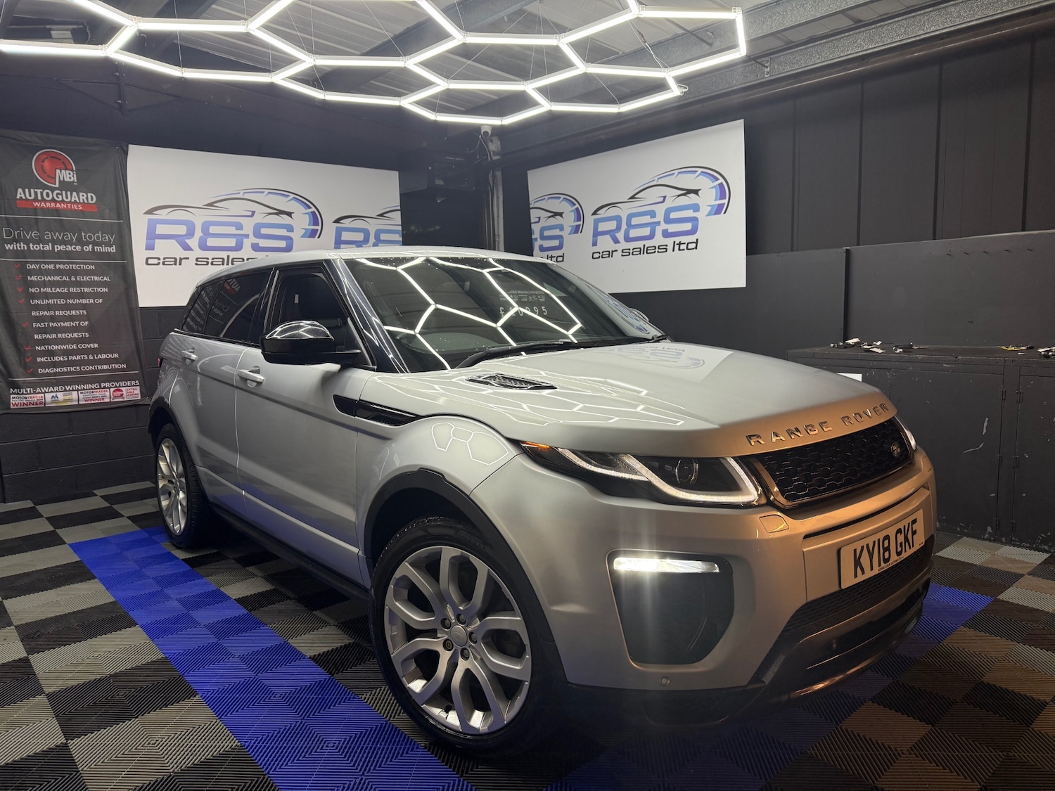 Used Land Rover Range Rover Evoque 2018 for sale - 76545739: Photo 1