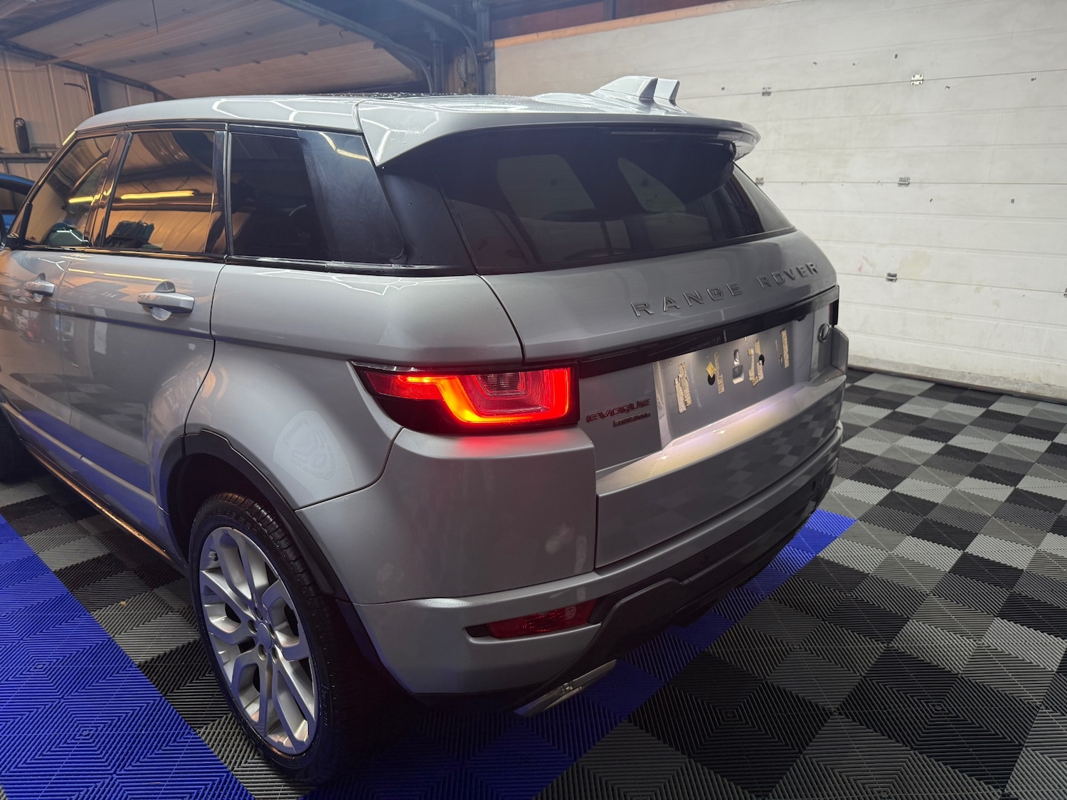 Used Land Rover Range Rover Evoque 2018 for sale - 76545739: Photo 12