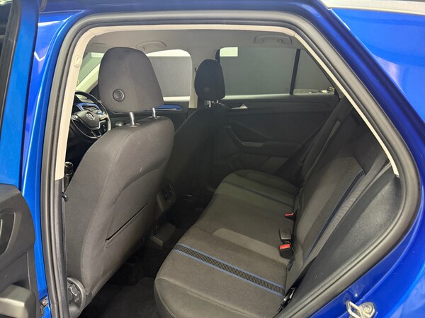 Used Volkswagen T-Roc 2020 for sale - 76102219: Photo 13