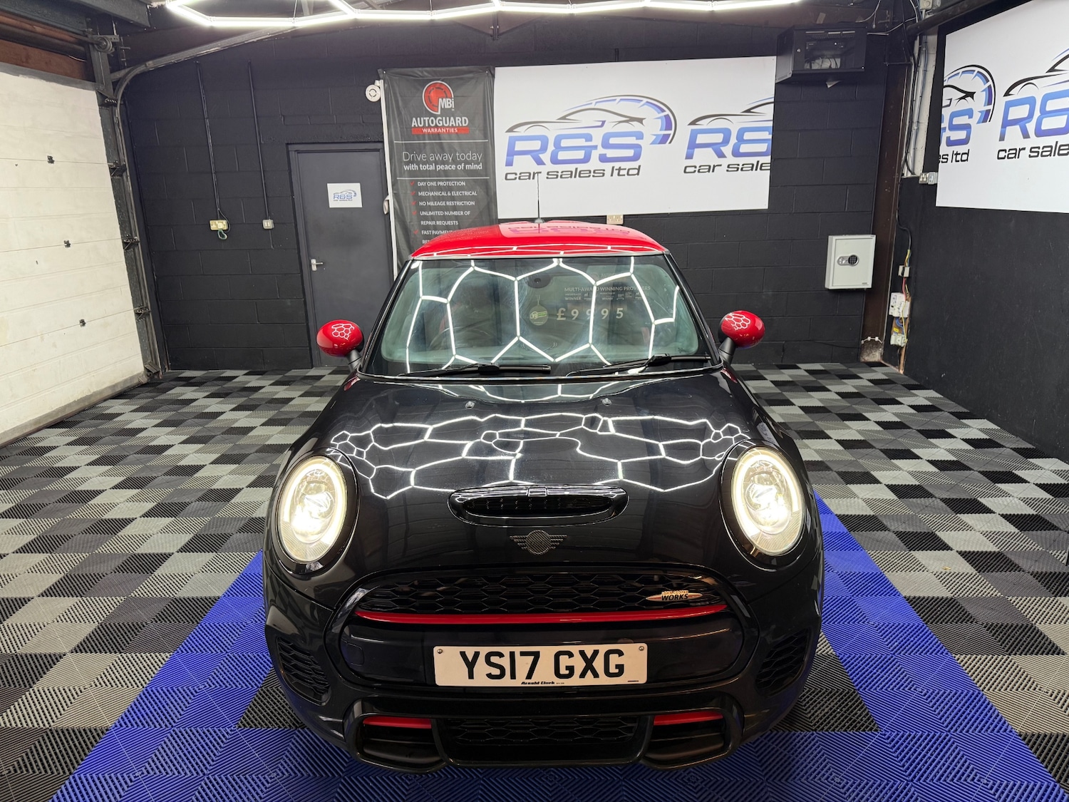 Used MINI Hatch 2017 for sale - 76863690: Photo 4