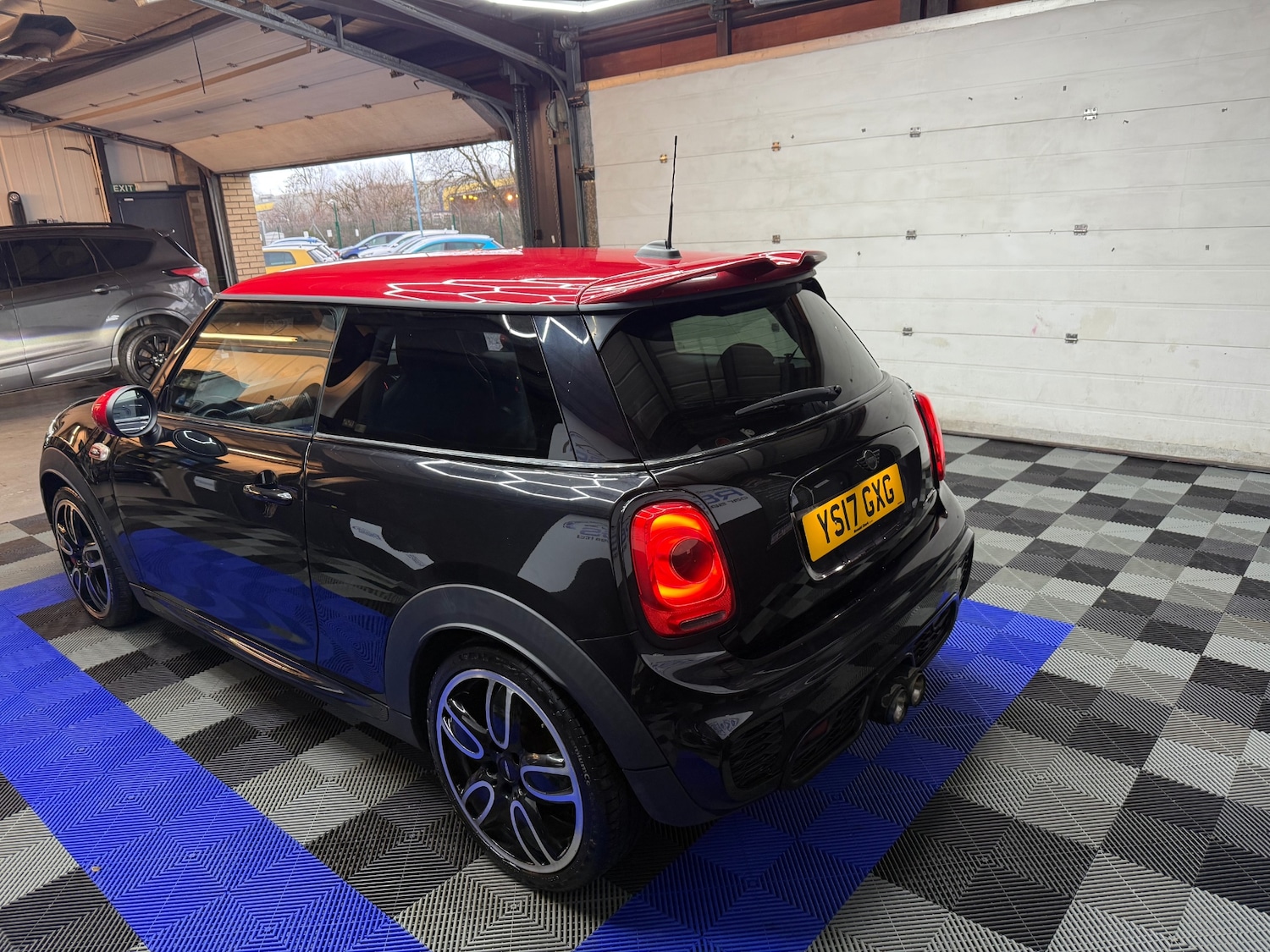 Used MINI Hatch 2017 for sale - 76863690: Photo 9