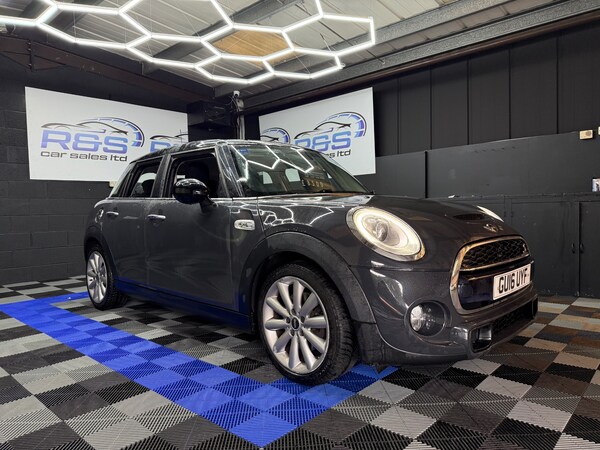 Used MINI Hatch 2016 for sale - 76102207: Photo 2