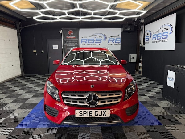 Used Mercedes-Benz GLA 2018 for sale - 76231665: Photo 2