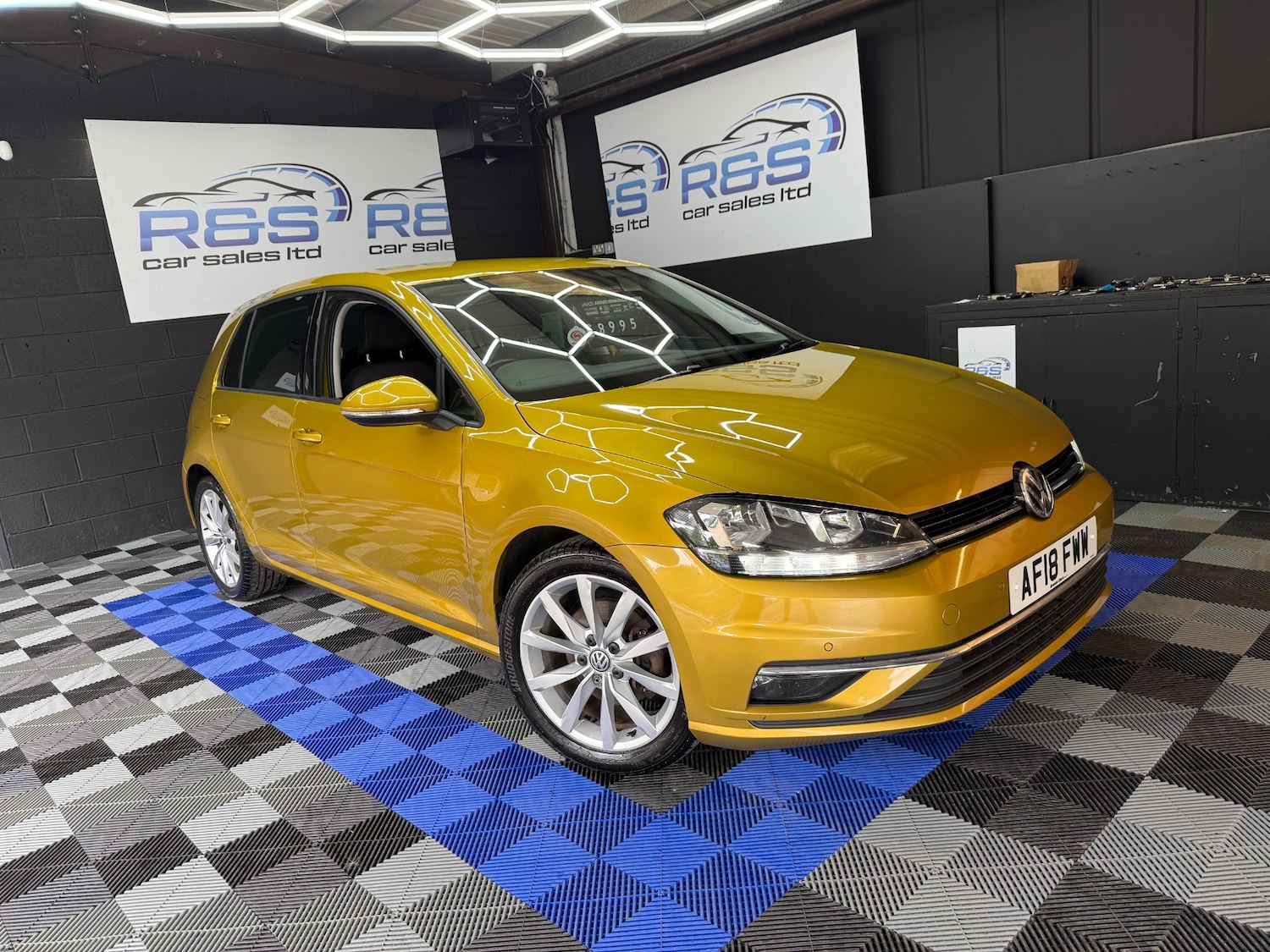 Used Volkswagen Golf 2018 for sale - 77101346: Photo 1