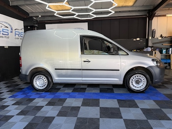 Used Volkswagen Caddy 2015 for sale - 78354708: Photo