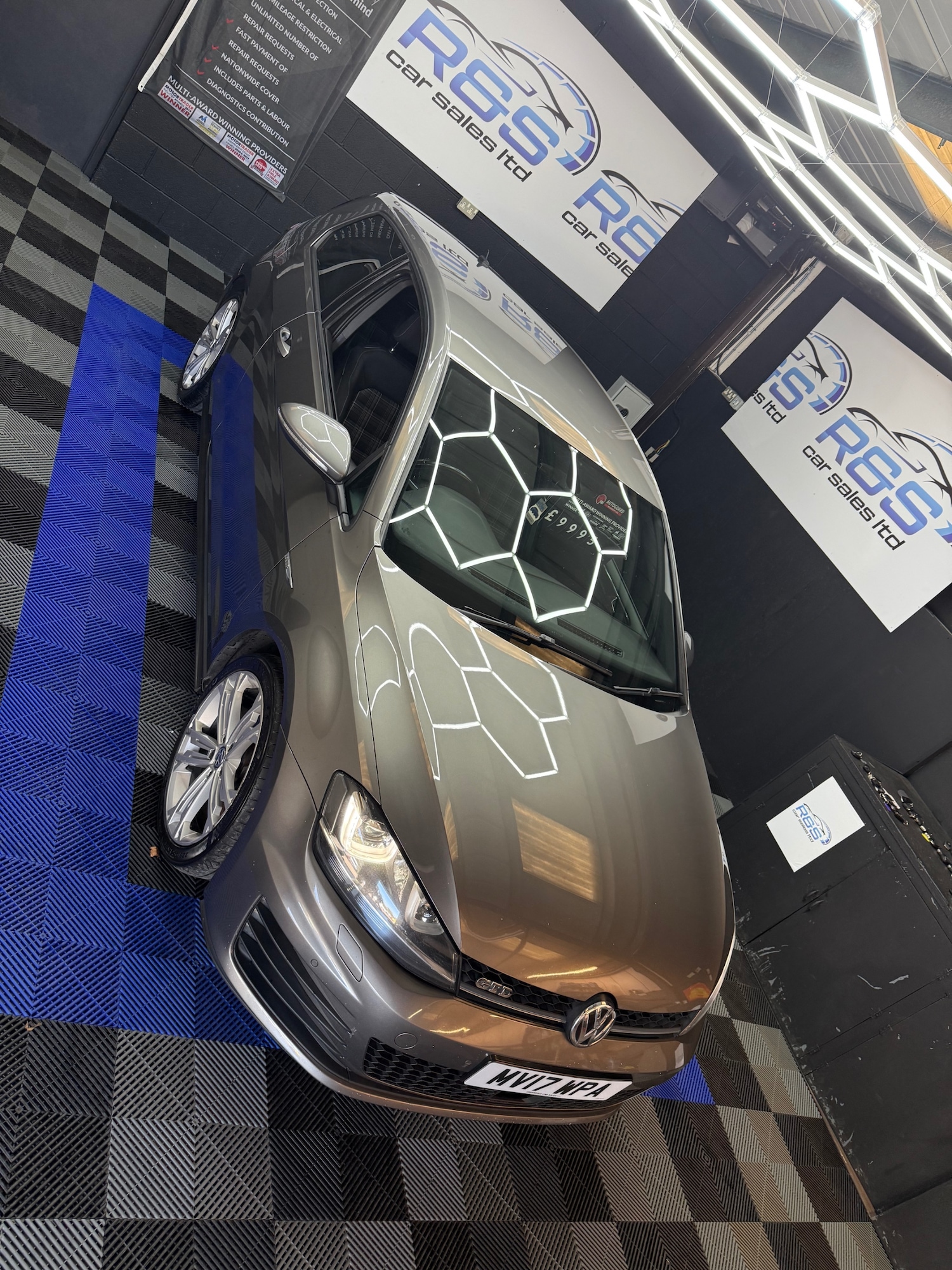 Used Volkswagen Golf 2017 for sale - 77101315: Photo 10